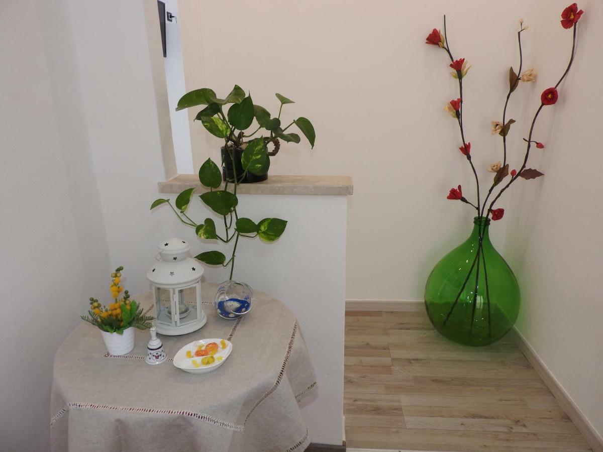 Casa Principe Umberto Apartment Mazzarino Luaran gambar